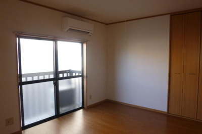 【居間・リビング】 | オリーブハウスⅡ | 別部屋写真です。