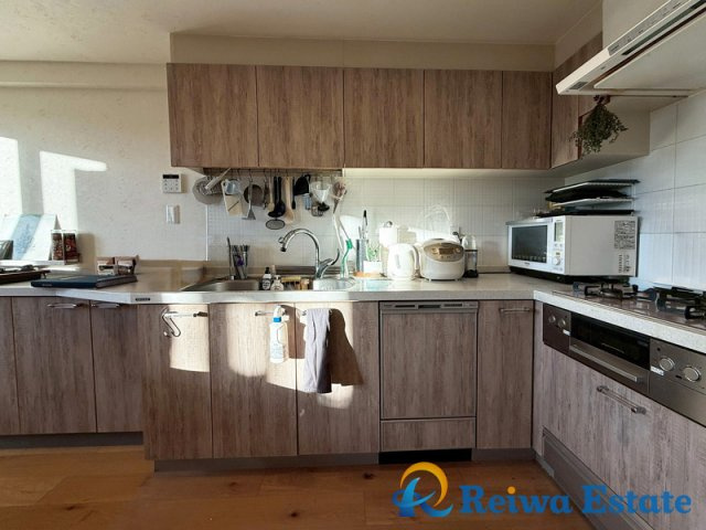 フォルスコート茅ヶ崎ラチエン通りのキッチン|使い勝手の良いL字型のキッチン♪