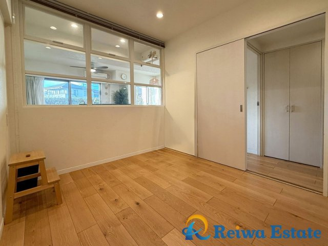 フォルスコート茅ヶ崎ラチエン通りの洋室