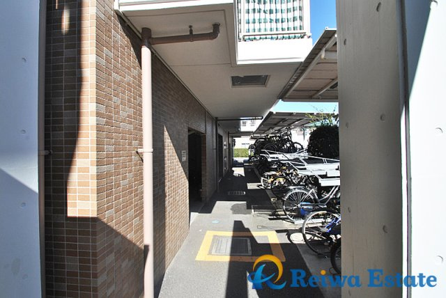 フォルスコート茅ヶ崎ラチエン通りの駐輪場