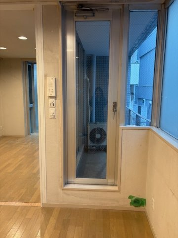 HARAビルの内装