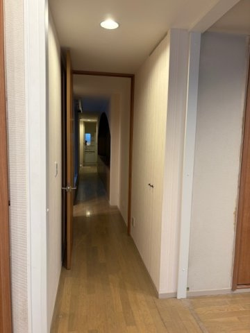HARAビルの内装