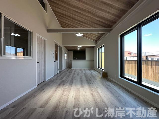 茅ヶ崎市下町屋2丁目　新築戸建　全２棟のキッチン|21.21帖　LDK