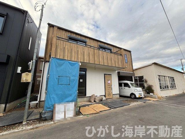 茅ヶ崎市下町屋2丁目　新築戸建　全２棟の前面道路含む現地写真|12月22日撮影　建築中　現地外観