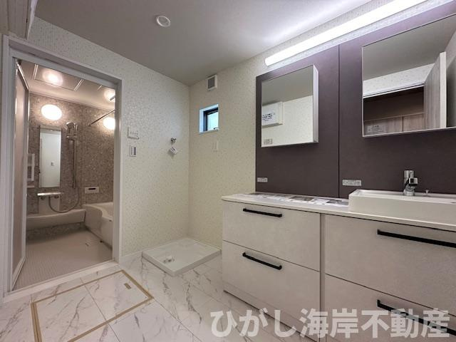 茅ヶ崎市下町屋2丁目　新築戸建　全２棟の独立洗面台|ロフト付き　２LDK+2Sです。