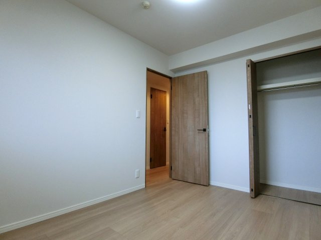 ダイアパレス女池の洋室