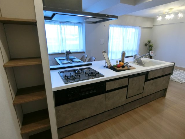ダイアパレス女池のキッチン