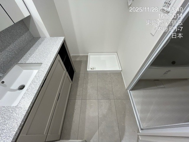 ジェイパーク御苑内藤町の洗面所