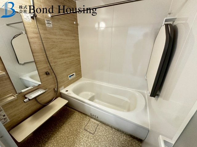LDK約20帖の広々4LDK・設備充実　竜が岡2丁目　全2棟　2号棟の浴室
