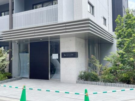 ファインクレスト巣鴨のエントランス