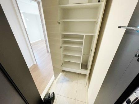 ファインクレスト巣鴨の玄関