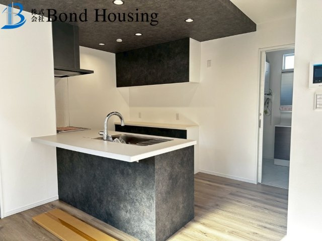 WICやSIC等嬉しい収納が豊富　竜が岡2丁目　全2棟　1号棟のキッチン