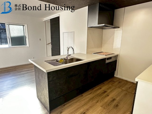 WICやSIC等嬉しい収納が豊富　竜が岡2丁目　全2棟　1号棟のキッチン