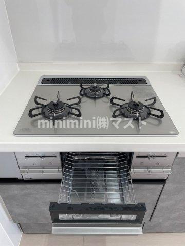 なんばグランドマスターズタワーの外観