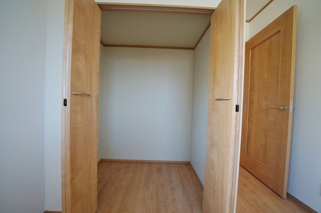 【横浜市瀬谷区二ツ橋町60全2棟新築戸建て】★仲介手数料無料★（二つ橋小学校・東野中学校）の収納