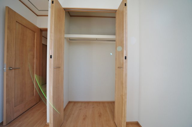 【横浜市瀬谷区二ツ橋町60全2棟新築戸建て】★仲介手数料無料★（二つ橋小学校・東野中学校）の収納