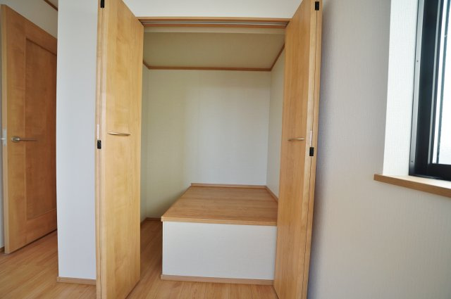 【横浜市瀬谷区二ツ橋町60全2棟新築戸建て】★仲介手数料無料★（二つ橋小学校・東野中学校）の収納