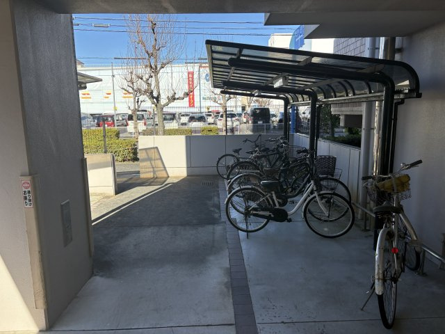 アドリーム赤池の駐輪場