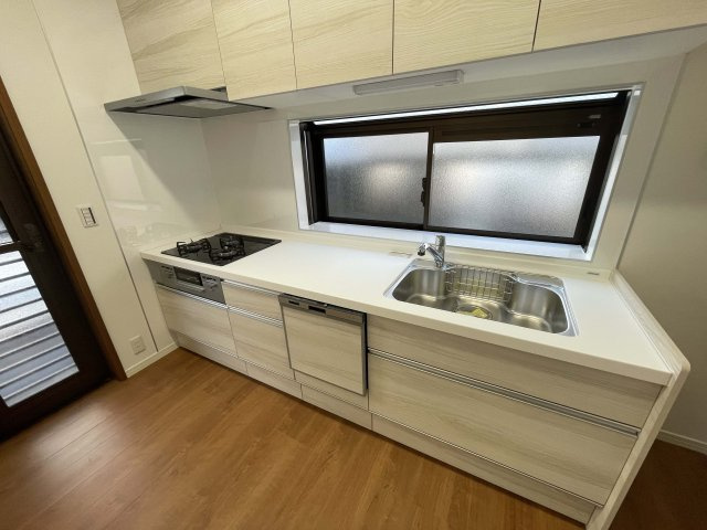 つくば市東光台　リフォーム済み物件のキッチン