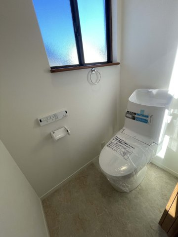 つくば市東光台　リフォーム済み物件のトイレ|２階トイレ