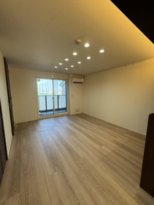 【居間・リビング】 | Noble villa浦和美園 | 別部屋写真使用