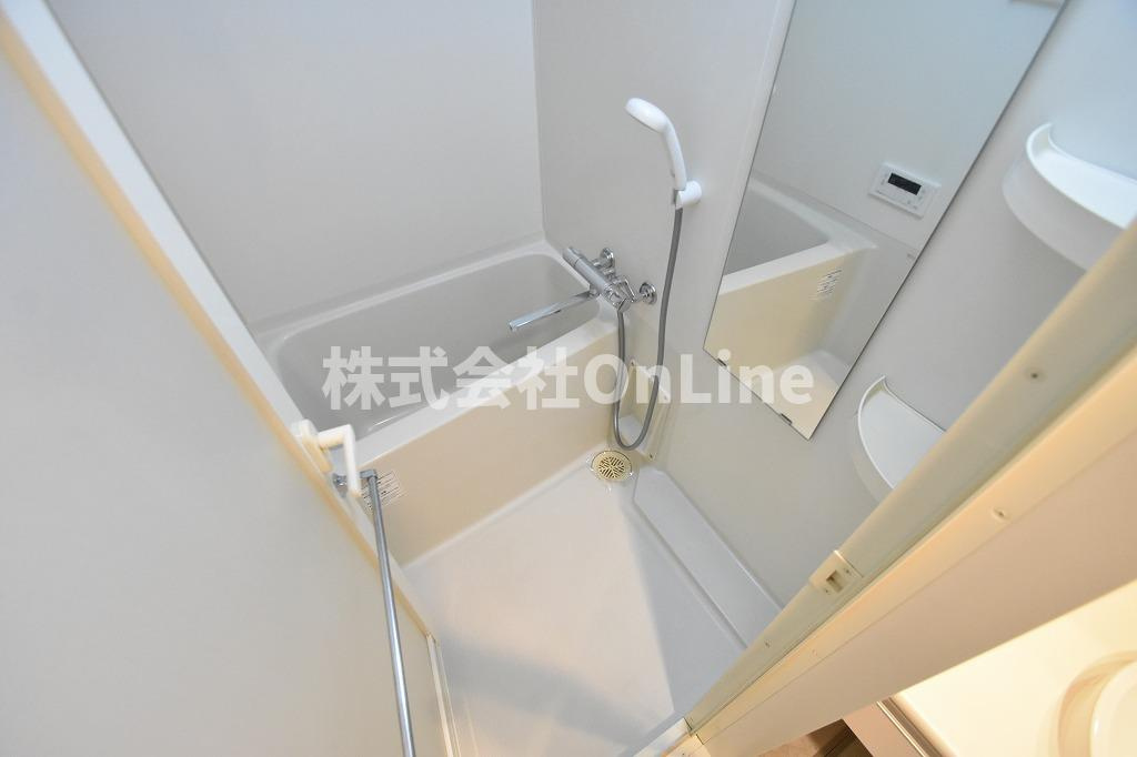 セレッソコート上本町EASTの浴室