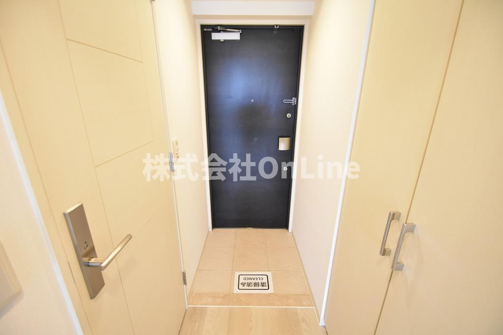 セレッソコート上本町EASTの玄関