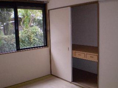 【和室】 | ラフィネート葛城 | 和室収納