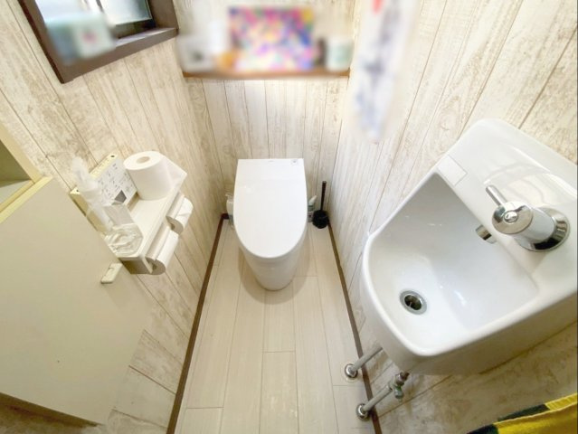 糟屋郡久山町大字山田　中古戸建のトイレ|いつも清潔！温水洗浄便座です！