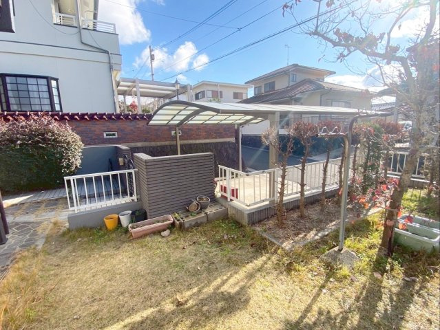 糟屋郡久山町大字山田　中古戸建の庭|土地面積259.86ｍ2、建物面積133.79ｍ2！