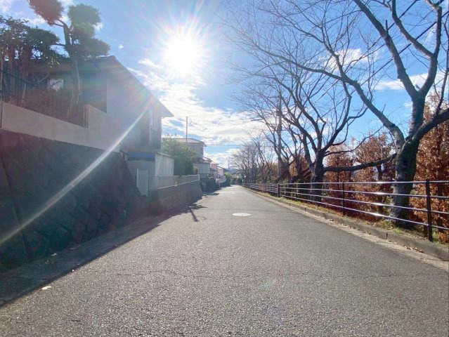糟屋郡久山町大字山田　中古戸建の前面道路含む現地写真|前面道路の様子です！