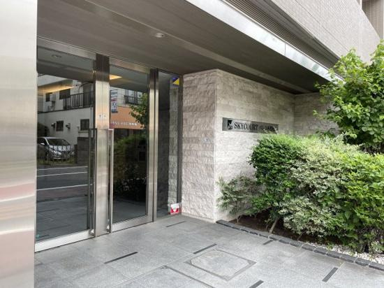 スカイコートパレス西巣鴨のエントランス