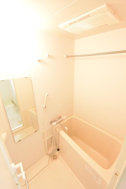 スカイコートパレス西巣鴨の浴室|※別部屋写真