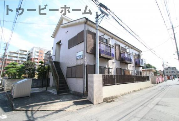 ヴィラパルステージⅠのエントランス|ゆとりのあるエントランスです