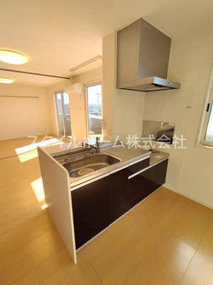 【キッチン】 | Ｓｈｉｎｅ　Ｍｏａｔ | 別部屋写真です。