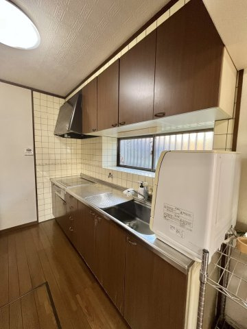 泉佐野市鶴原戸建のキッチン