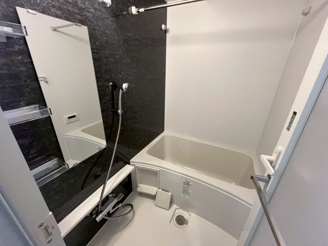 アロー東海神37番館の浴室