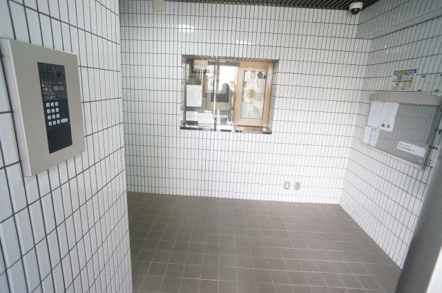 セザール武庫之荘ガーデンのエントランス