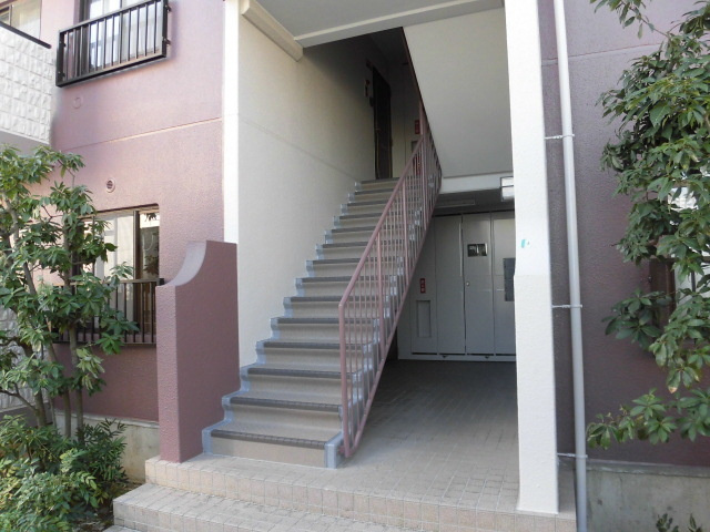 メゾンジョワイエのエントランス