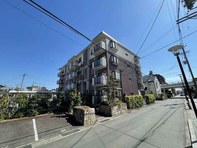 メゾンジョワイエの外観