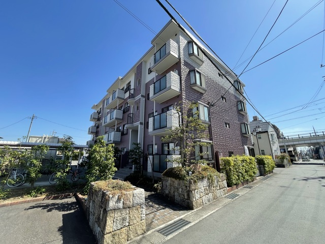 メゾンジョワイエの外観