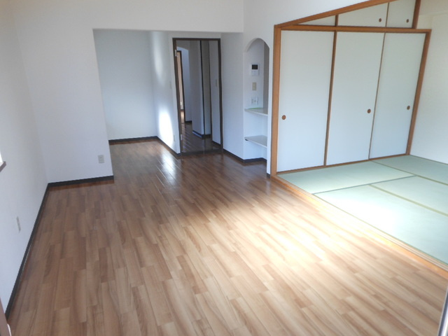 メゾンジョワイエの居間・リビング|前回募集時の写真です