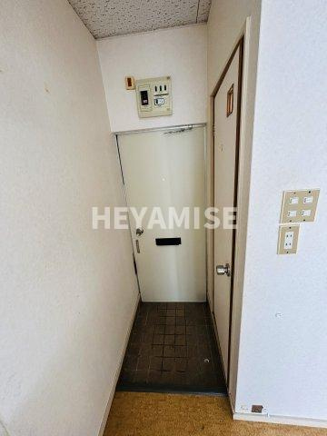シャトーエクレールの玄関