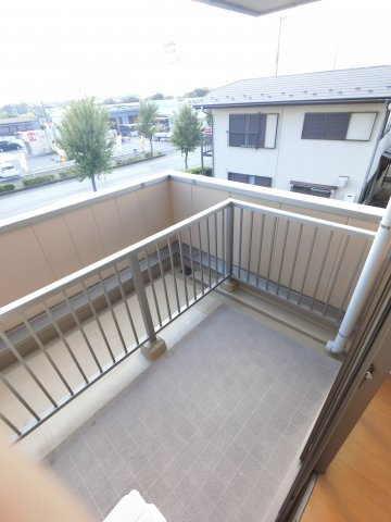 【バルコニー】