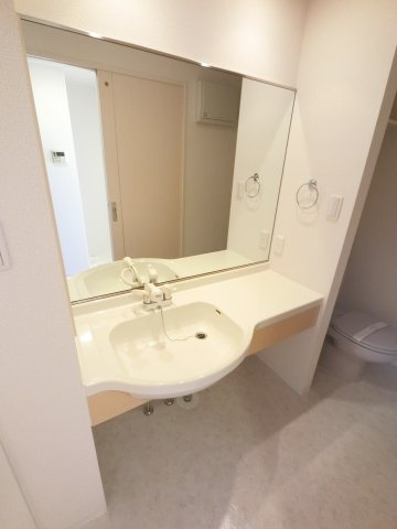 【独立洗面台】