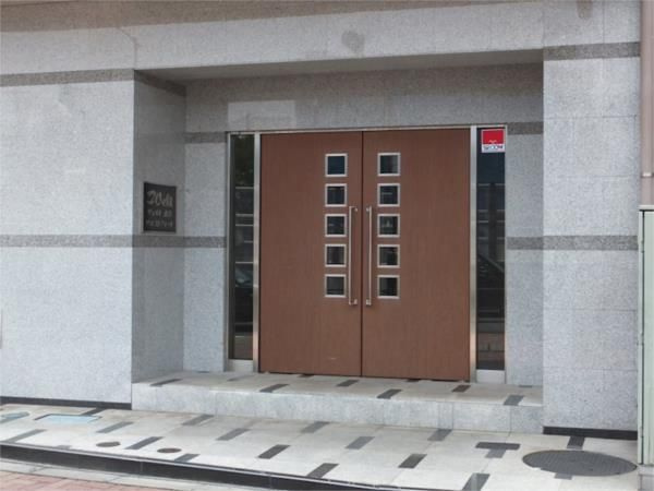 ヴェルト池袋ウエストフォートのエントランス