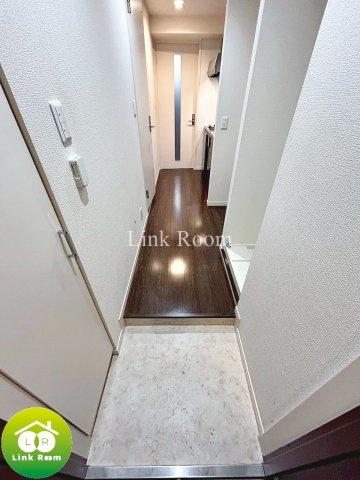 リブリ・ルナピエナの玄関