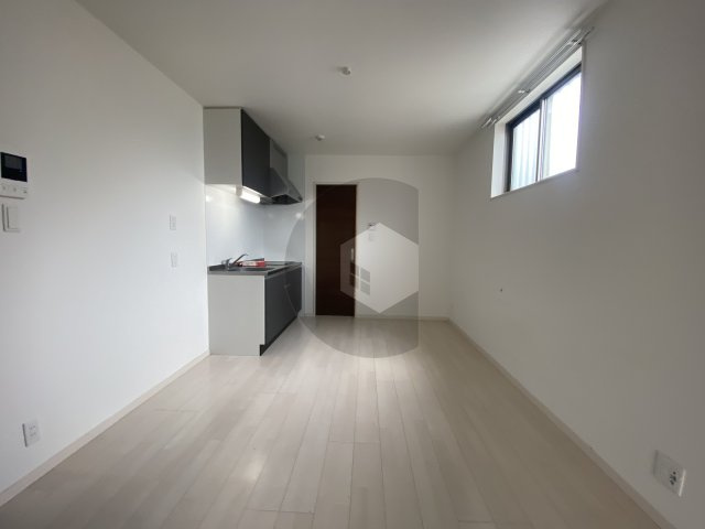 F asecia サンドの内装