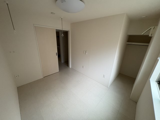 グリーンハーベスト鈴蘭台の収納|ウォークインクローゼット