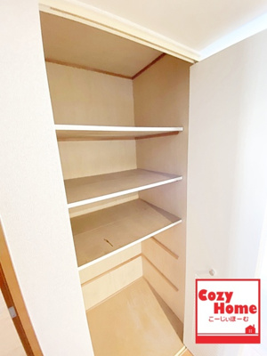 【収納】 | メゾンフェニックス | 収納があるので色々な物を収納できます